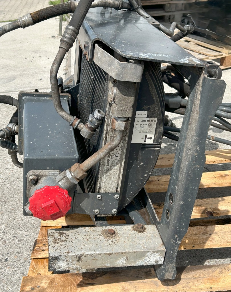 Привід had блок клапанів + бак оливи + радіатор + дроти arocs mp4 Ціна