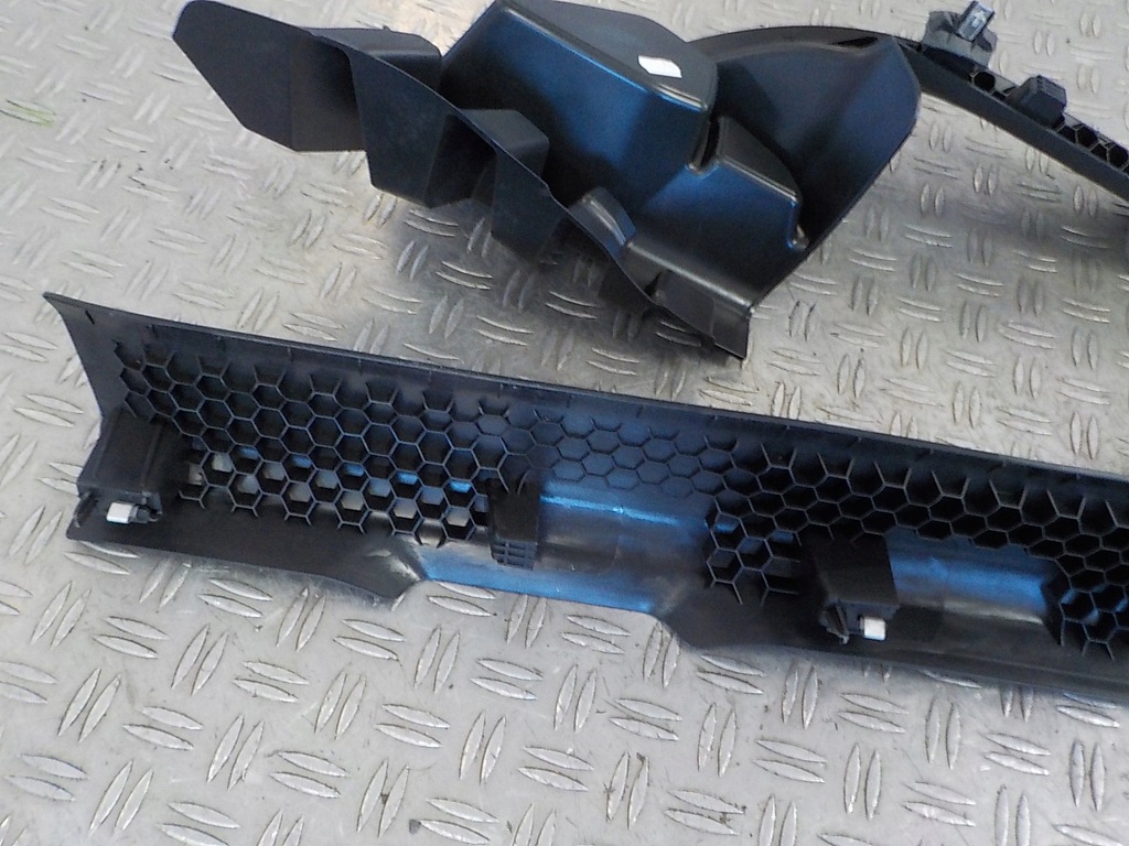 фото №5, Volvo xc40 17-21 1.5 молдинг поріг права