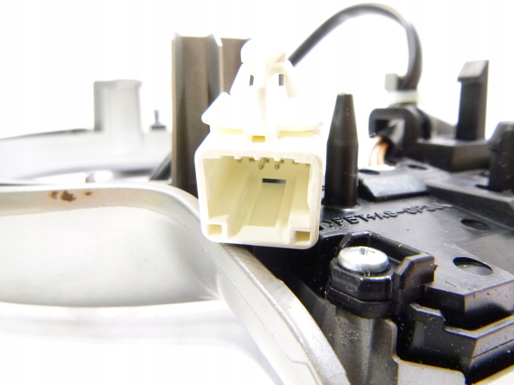 фото №5, Керування керма радіо toyota yaris iii 11-