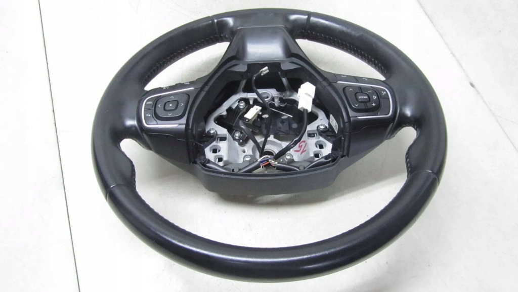 фото №6, Toyota avensis t29 кермо мультифункція 16-