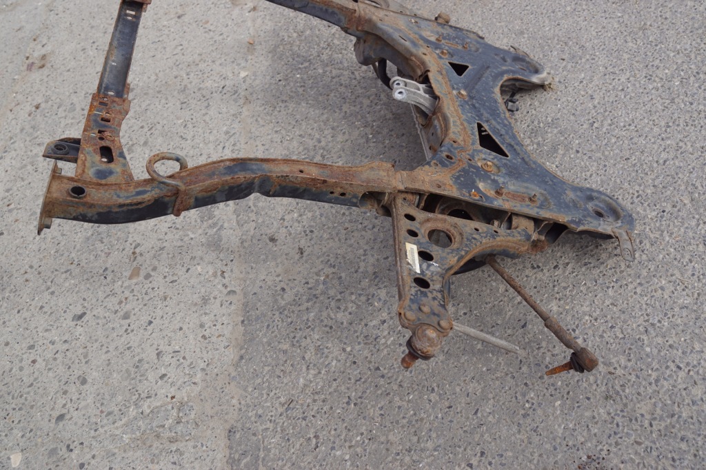 Балка подрамник перед opel mokka a cdti Цена