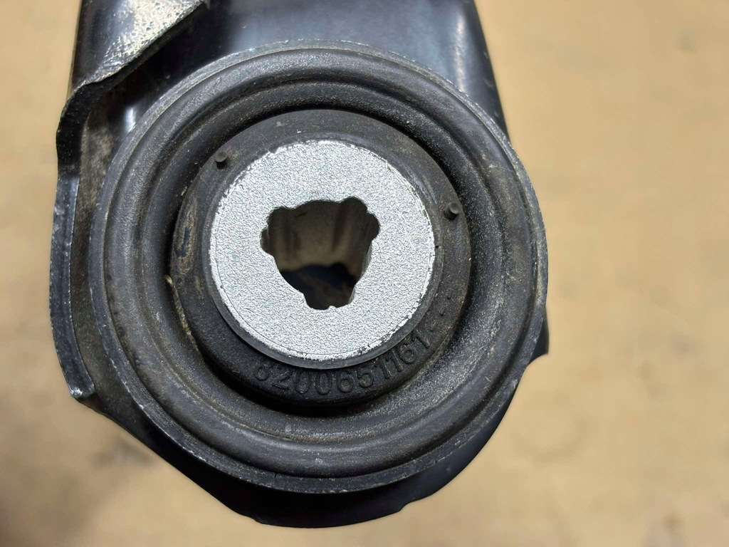 фото №8, Рычаг подвеска правый перед renault twingo ii 8200942396