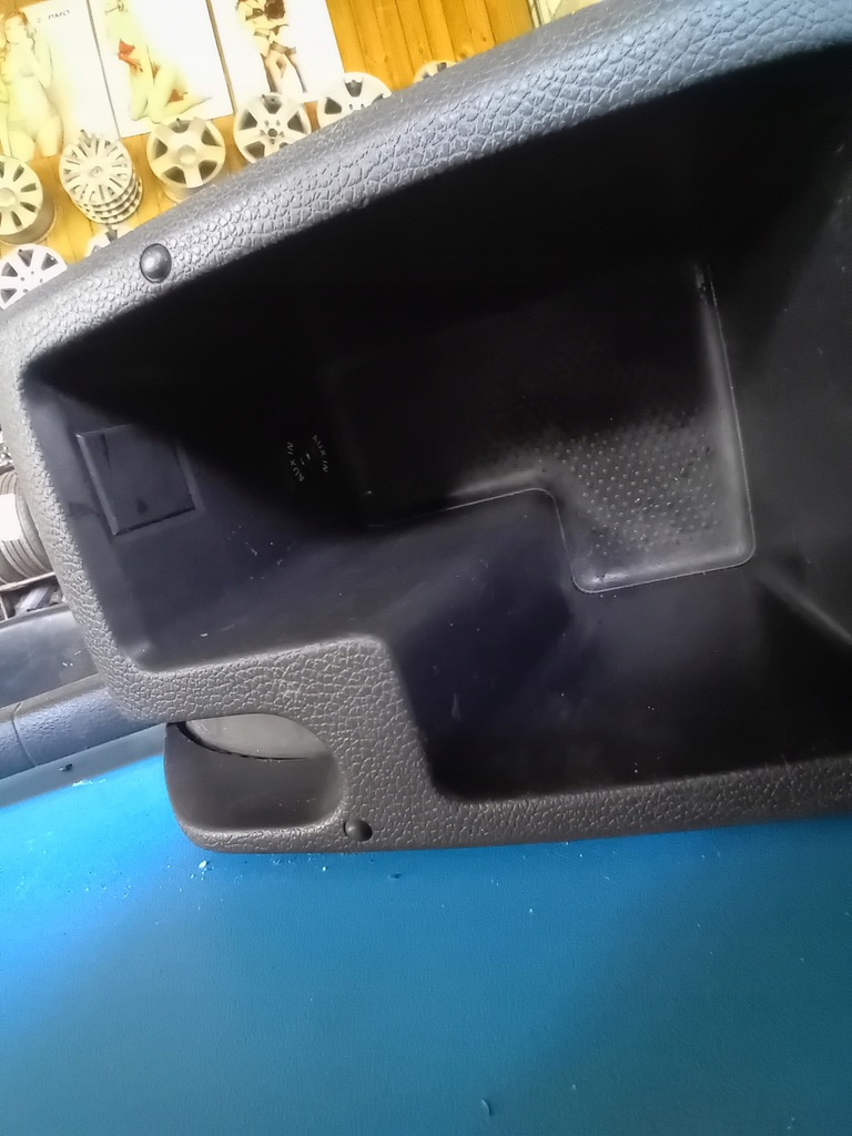 фото №13, Skoda octavia ii подлокотник