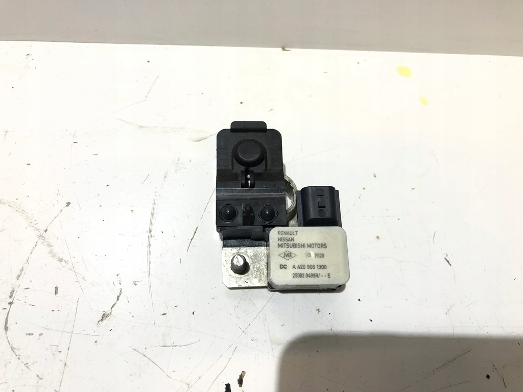 фото №6, Renault trafic iii iv 2022 2.0 dci клема akumultor 250820499r a4209051300