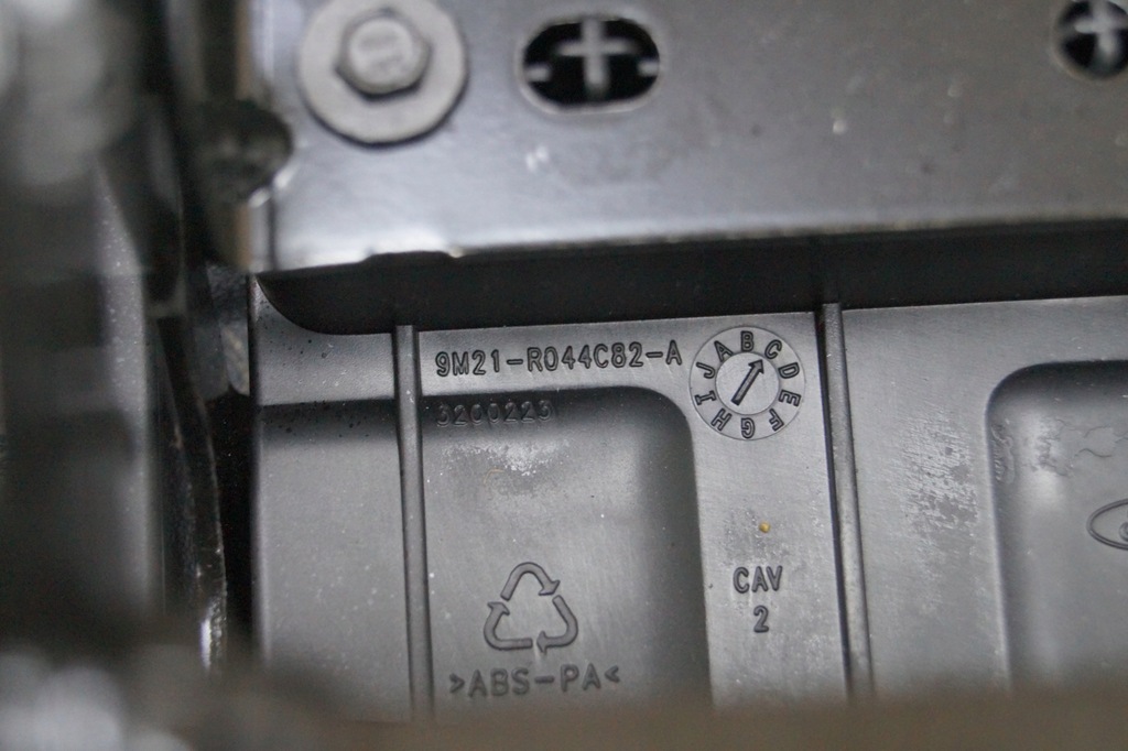 фото №16, Підлокітник ford mondeo mk4 s-max 9m21-r044c82-a