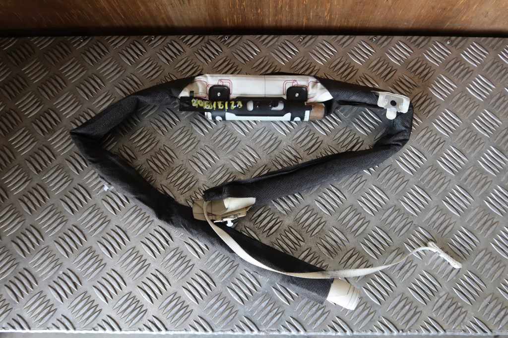 фото №1, Шторка безопасности подушка безопасности левая megane iii 985p19723r