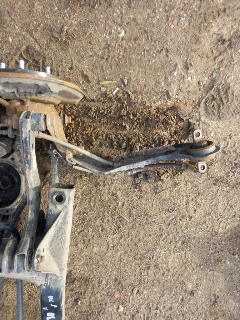 фото №5, Балка задняя oś подвеска задняя hyundai i30 iii