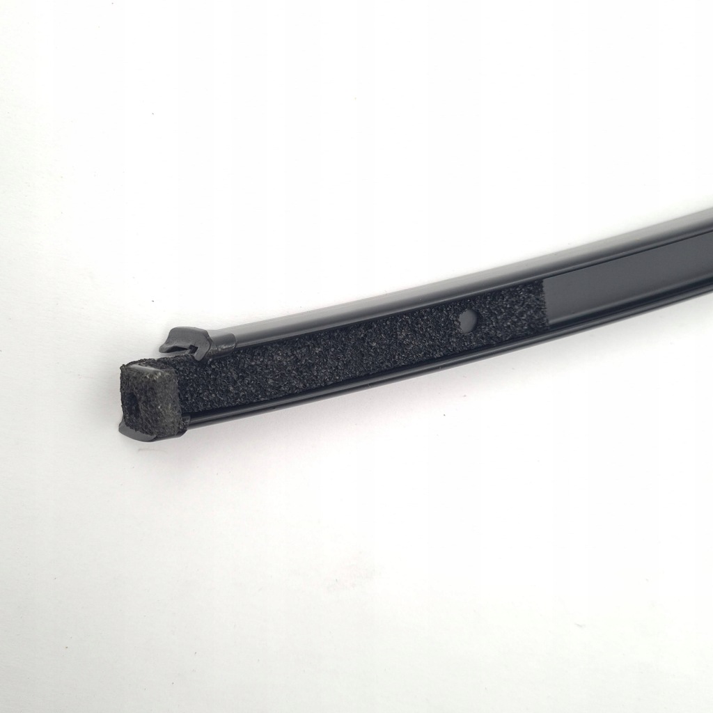 фото №7, Направляющая дверь задних hyundai оригинальный номер 83510-22000 accent