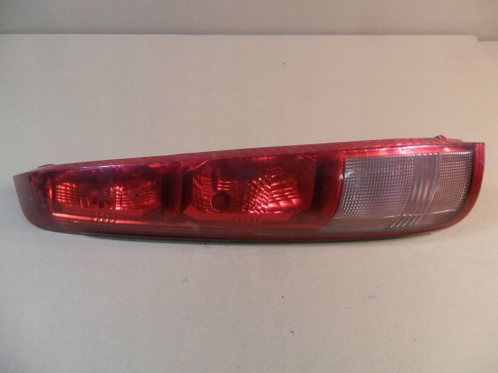 фото №10, Nissan x-trail t30 лампа задняя левая