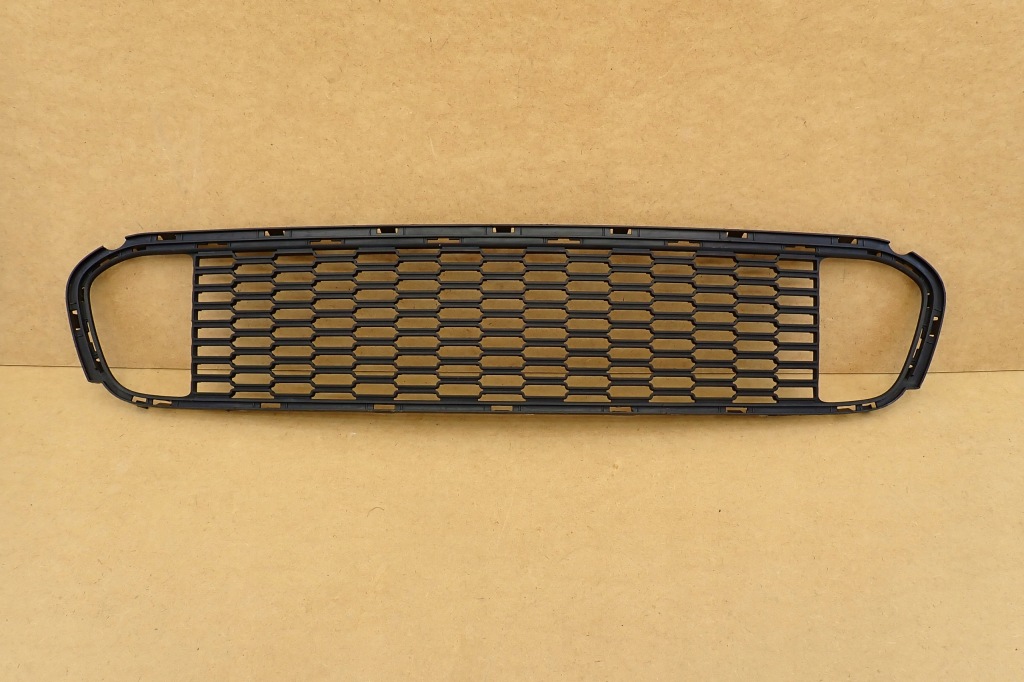 фото №2, Mini cooper s jcw r56 r55 06- решётка радиатора бампера перед радиатора 7283331 оригинальный номер