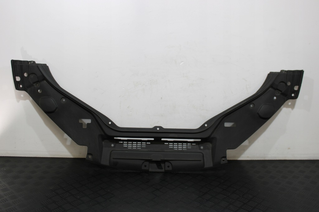 Купить Накладка на ремень передний радиатор maserati levante m161 670042318