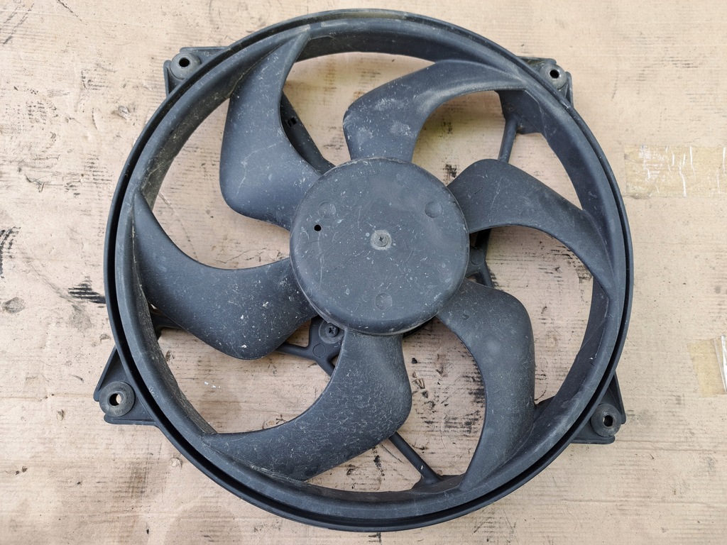фото №5, Вентилятор радіатора 1.6 hdi citroen xsara picasso lift 1831237016