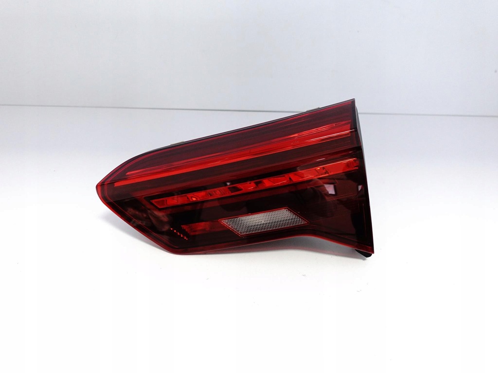 фото №1, Vw t-roc 2ga 17-21 лампа led права задня w кришка eu