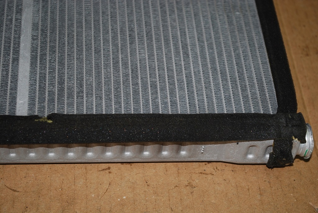 фото №5, Радиатор отопителя audi a6 c6 2006r europa