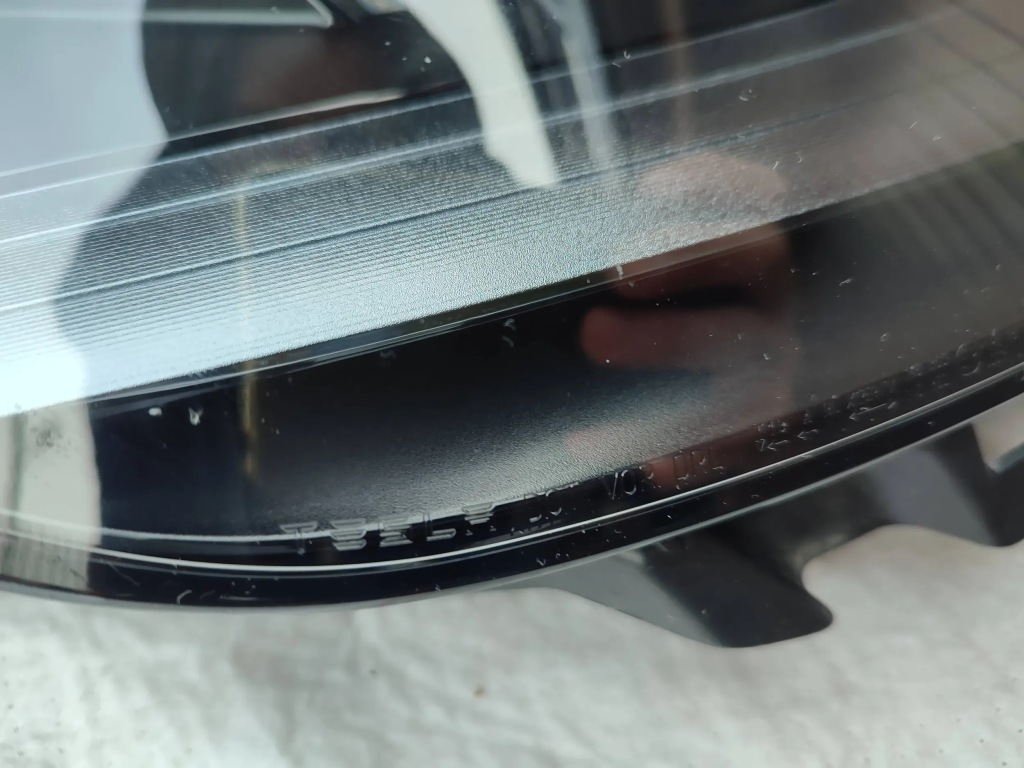 Фара фара правая  перед tesla model 3 y fl рестайлинг  2023 full led в Украине