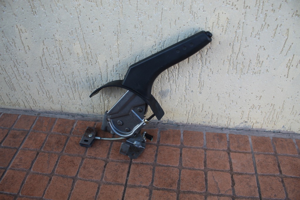 Купить Рычаг тормоза ручного nissan note e11