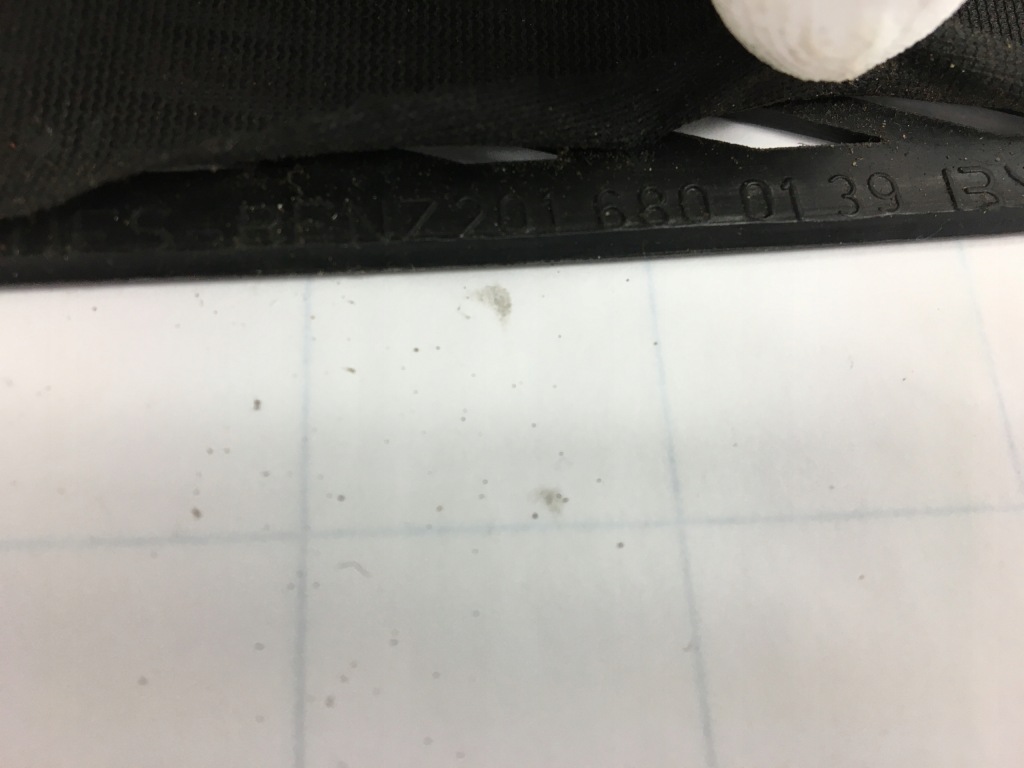 Защита накладки динамиков чёрные w панель приборная mercedes w201 190 с Разборки