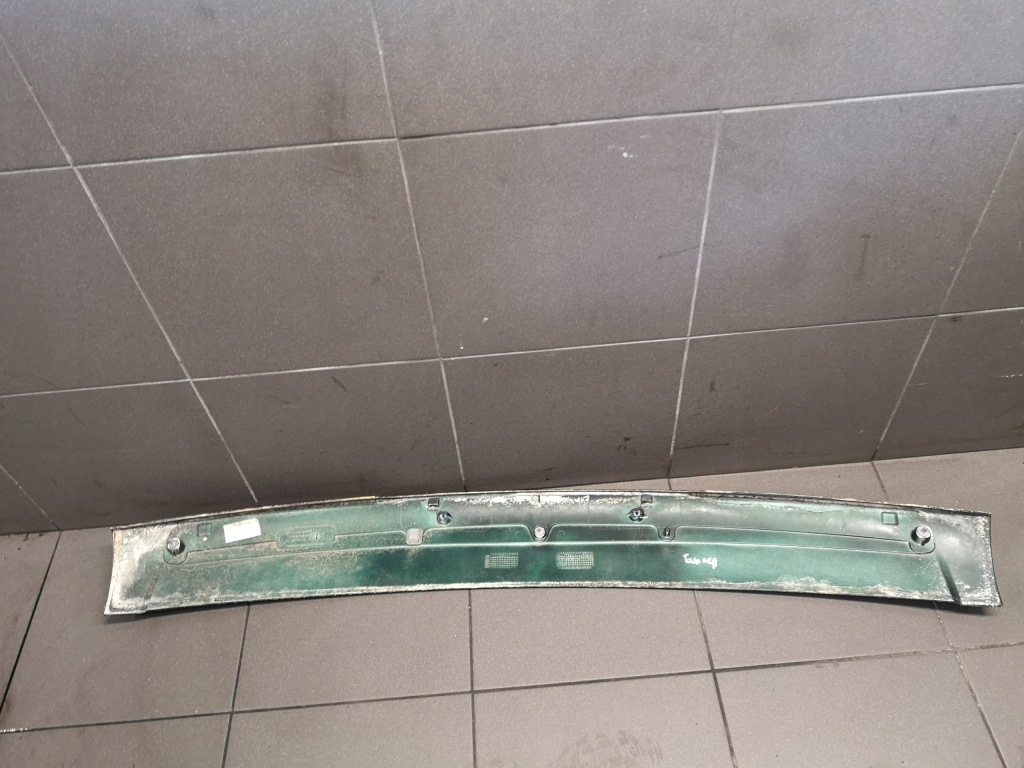 фото №11, Спойлер накладка крышки vw touareg 7l6827933c