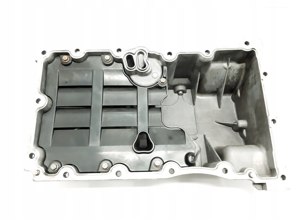 Opel astra zafira 1.6 cdti lvm поддон масляная 55573785 Киев