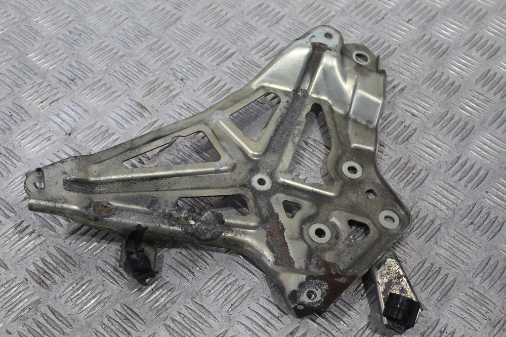 фото №1, Кронштейн кронштейн lexus rx 450h iv 4