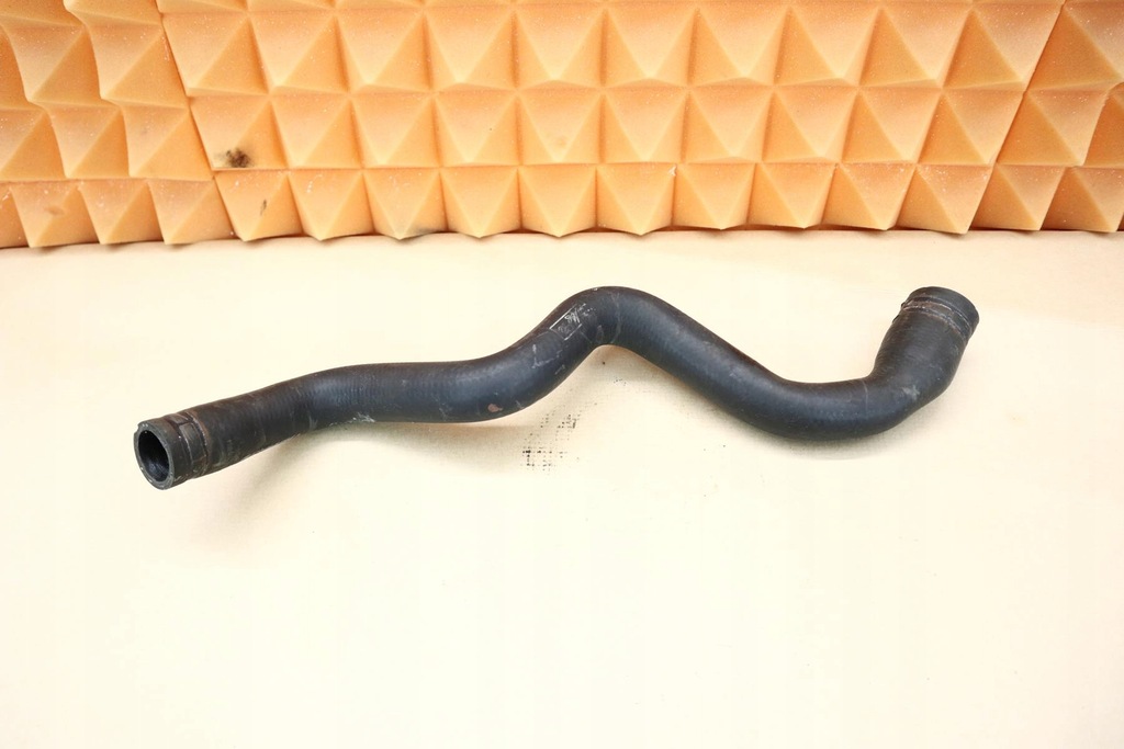 фото №1, Volvo v50 lift шланг труба wąż wody 3m5h8260kh