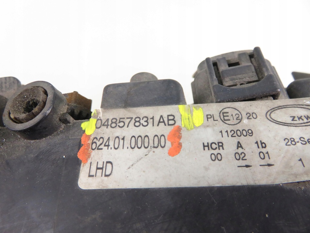 фото №9, Лампа левая передняя chrysler voyager iv rg, rs 04857831ab