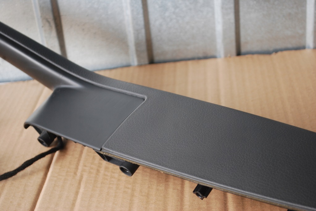 фото №8, Підлокітник обшивка лівий перед audi a8 d3 soul