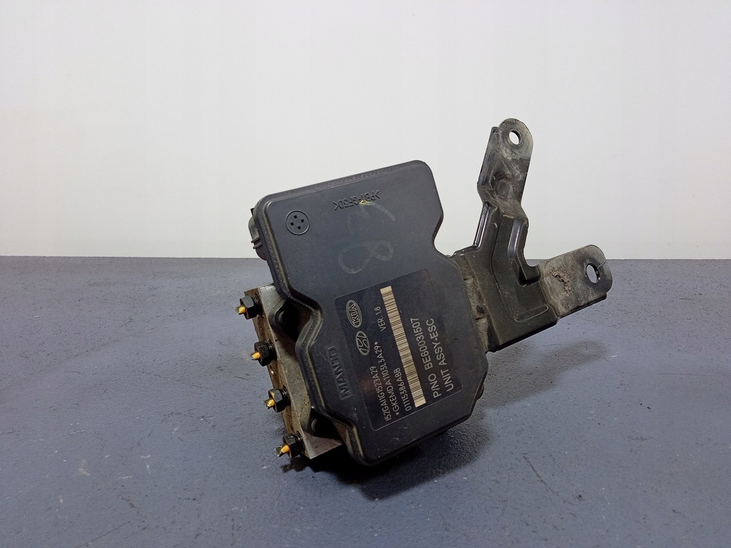 фото №4, Hyundai i40 1.7 cdri насос abs 58920-3z570 hx27