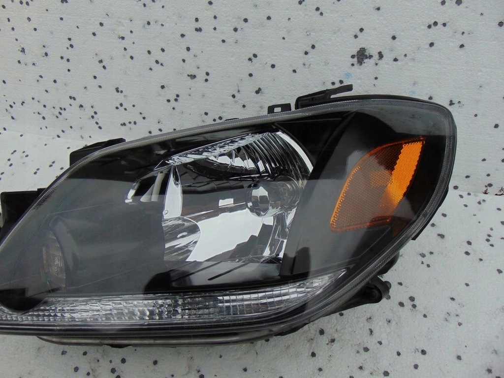 фото №6, Лампа левая перед mitsubishi outlander europa