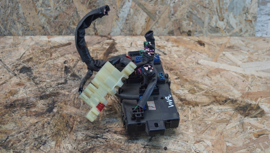 фото №4, Коробка предохранителей daihatsu terios i