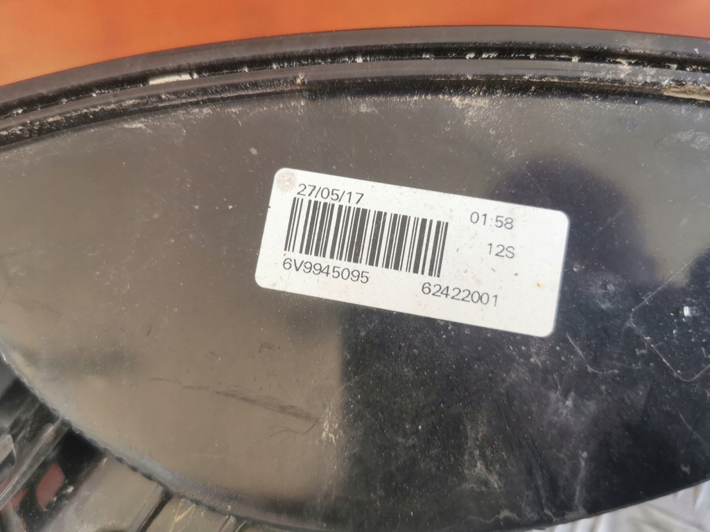 фото №10, Лампа лівий i правий задня skoda fabia iii lift kombi 18 6v9945095/6v9945096