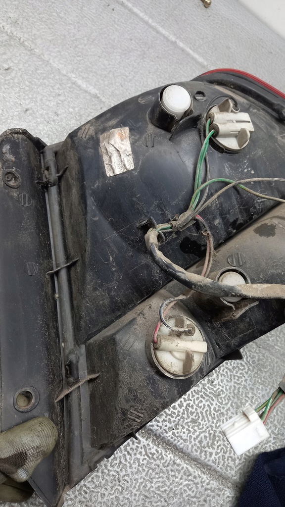 фото №9, Лампа ліва задня hyundai accent 01r hb