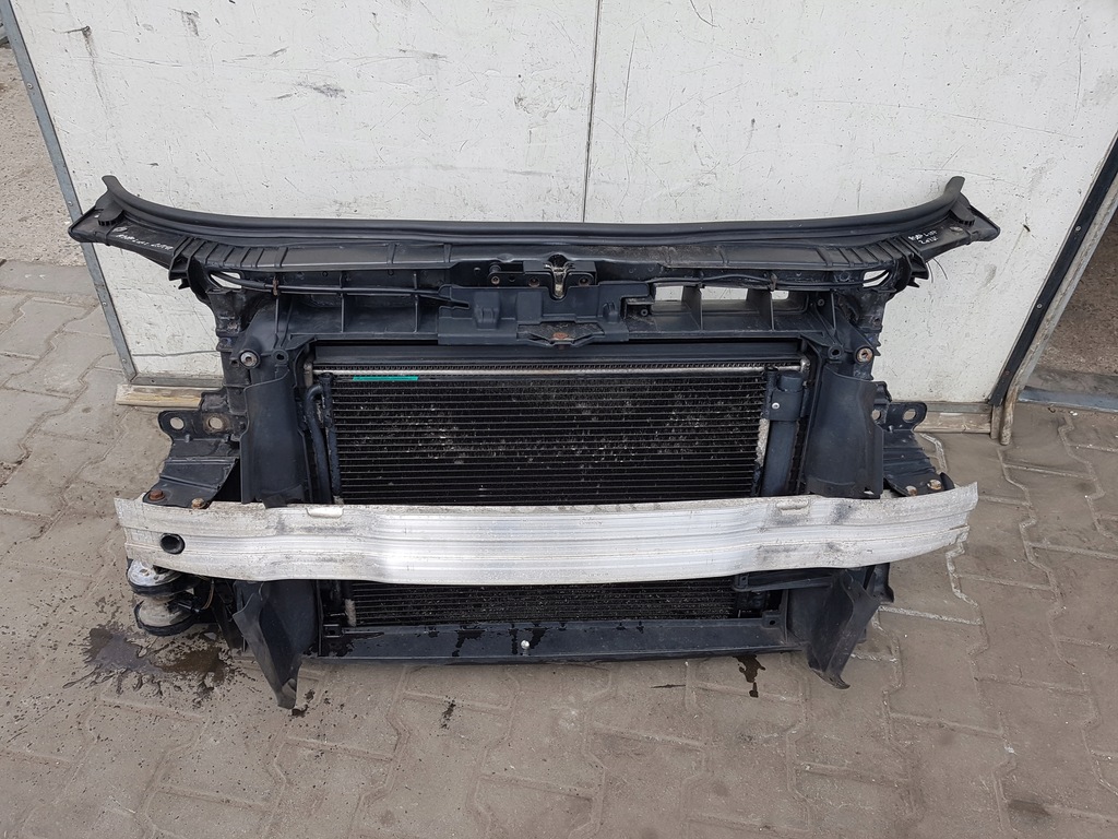 фото №1, Audi a3 8p lift 08r- 2.0 tdi pas передній радіатор