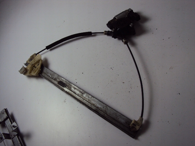 фото №1, Механізм скло правий перед mazda premacy ii 05-10