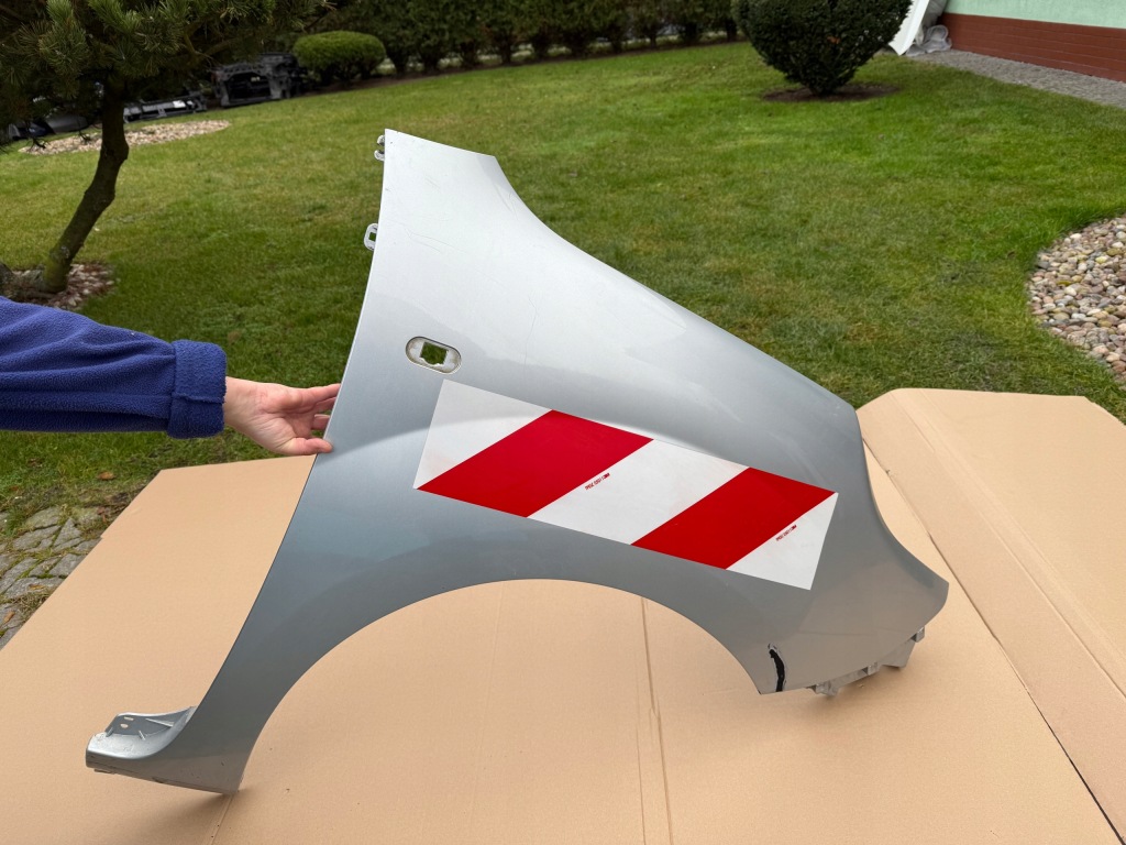 Купить Крыло передний правый renault kangoo iii lift 2013 - 2019 .