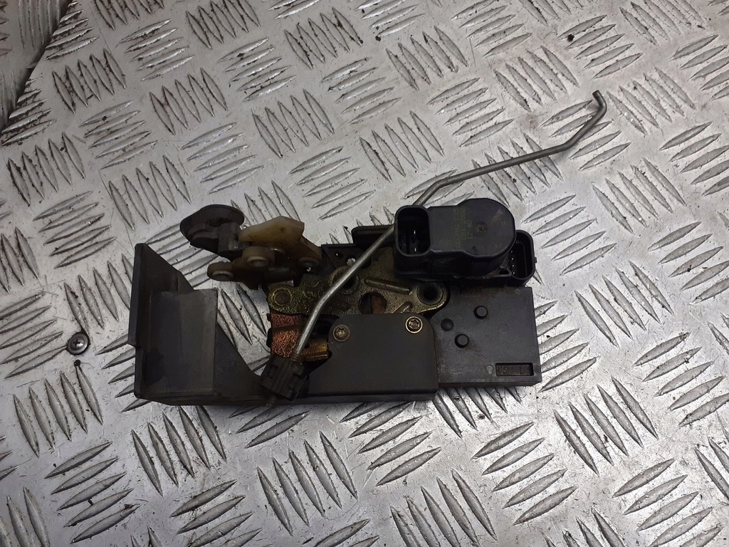 фото №1, Замок дверь левый задняя alfa romeo 156 4pin