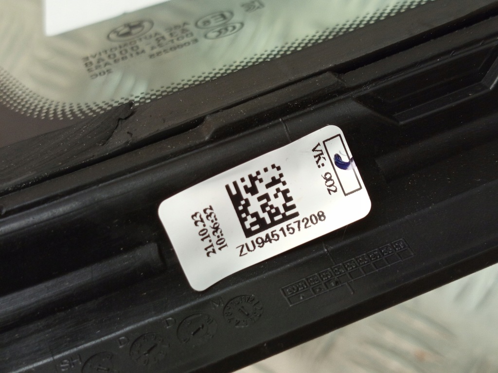 фото №14, Bmw оригинальный номер 9451572 x1 u11 стекло кузовная задняя задняя правая