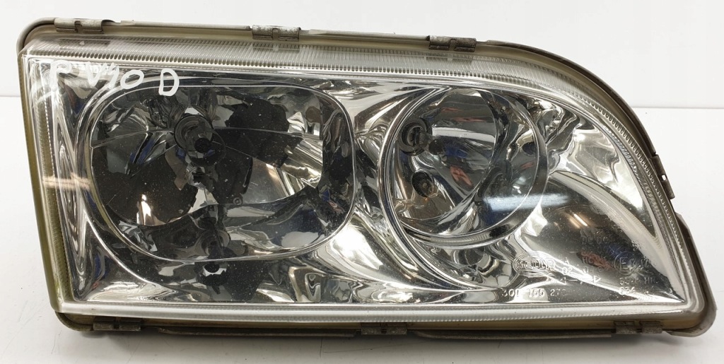 фото №1, Лампа права перед volvo v40 lift 30899683 europa