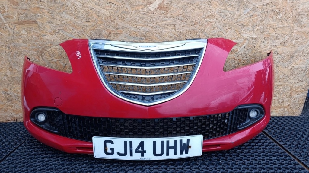 фото №1, Chrysler ypsilon бампер перед 111/a противотуманные фары