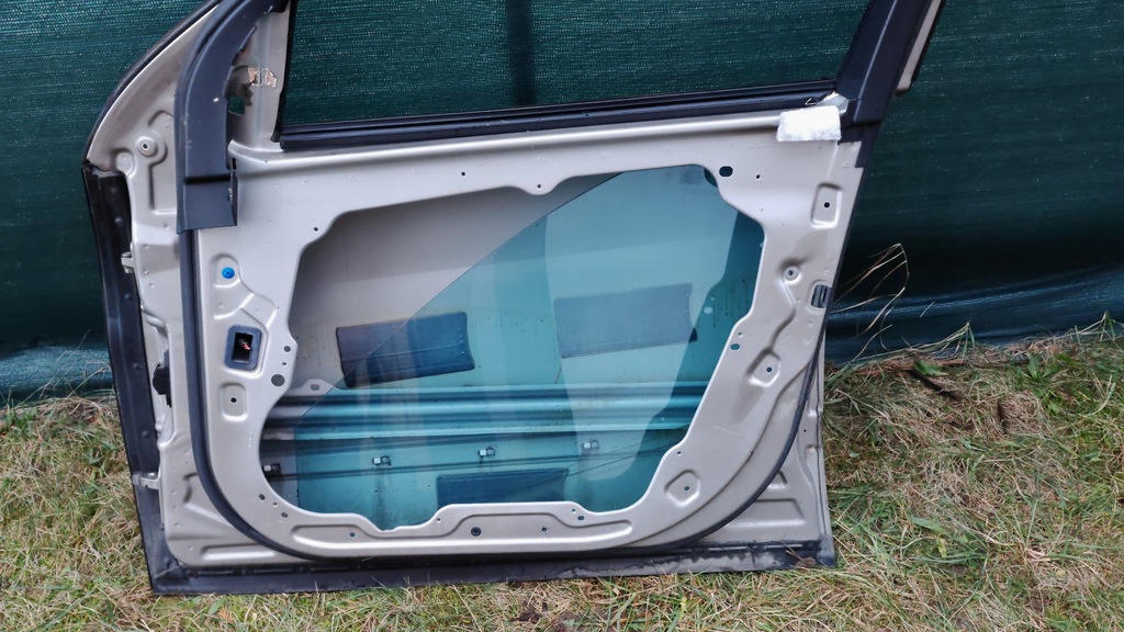 фото №14, Дверь правый перед mercedes w251 r klasa код лакокрасочного покрытия 723 c723 оригинал