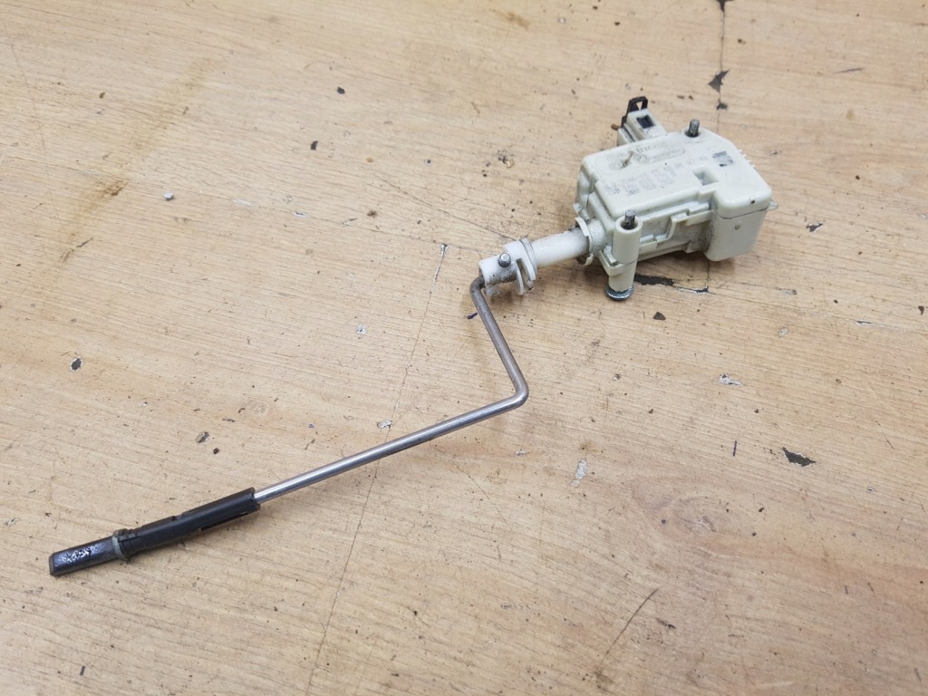 Купить Привод крышка горловины  топливной  seat leon 1