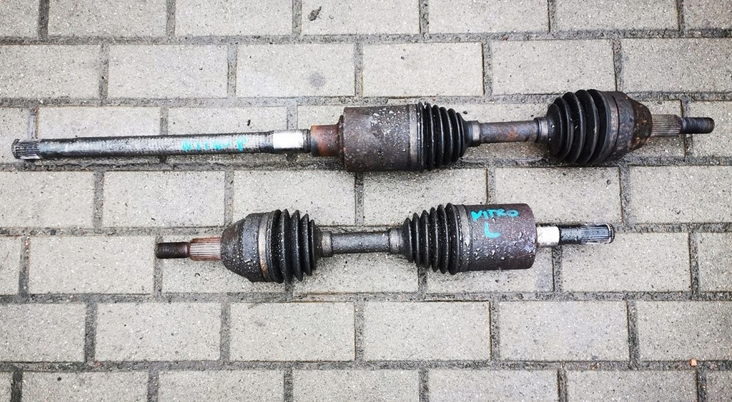 фото №1, Dodge nitro 2.8 crd приводной вал левая короткий автоматическая коробка передач