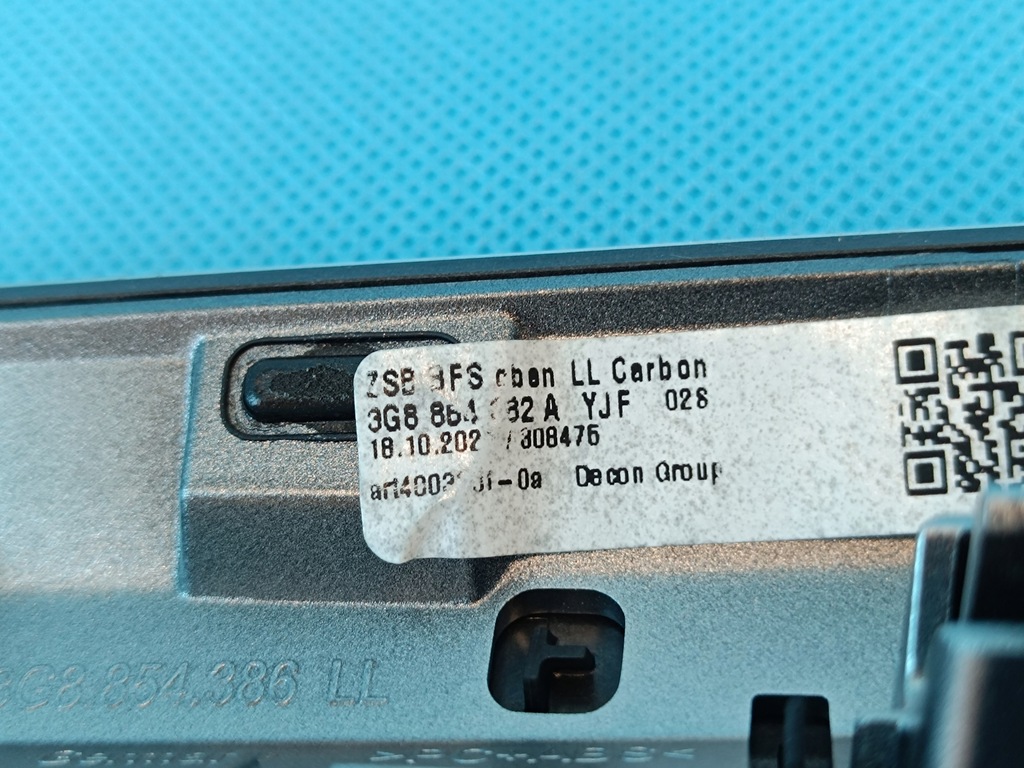 фото №12, Vw arteon liftback 2,0 tdi 2022 r dekor панели консоли 3g8854381a 3g8854382a