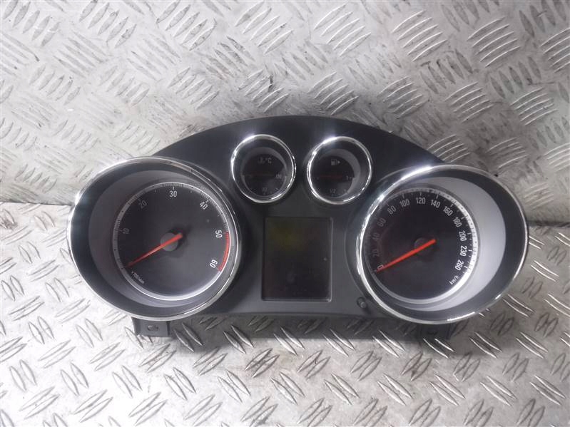 фото №1, Лічильник прилади opel insignia a 2.0 cdti