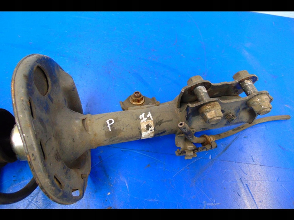 фото №4, Toyota avensis t29 1.8 амортизатор правый перед