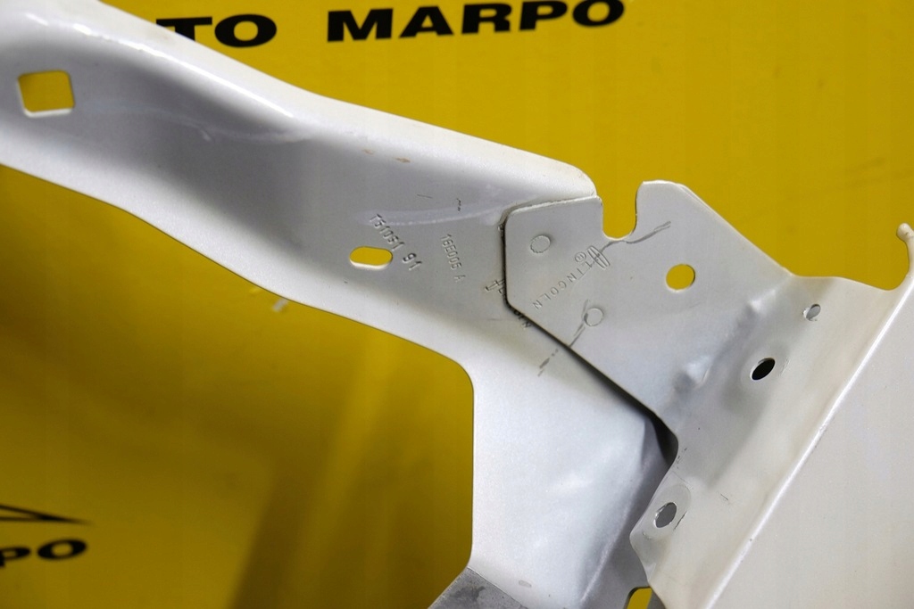 Lincoln navigator 2018- крыло  перед l америка Оригинал