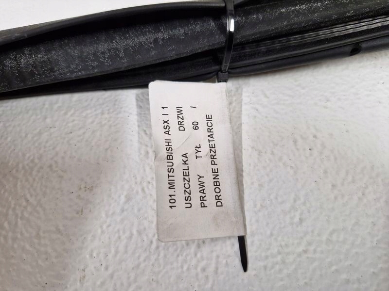 фото №6, Mitsubishi asx i 1 прокладка двері правий задня