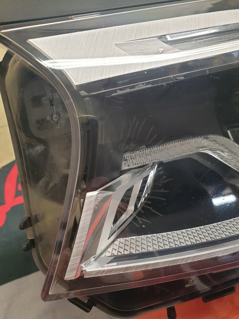 фото №3, Bmw 6 g32 адаптивный led левая лампа перед 7496443-02