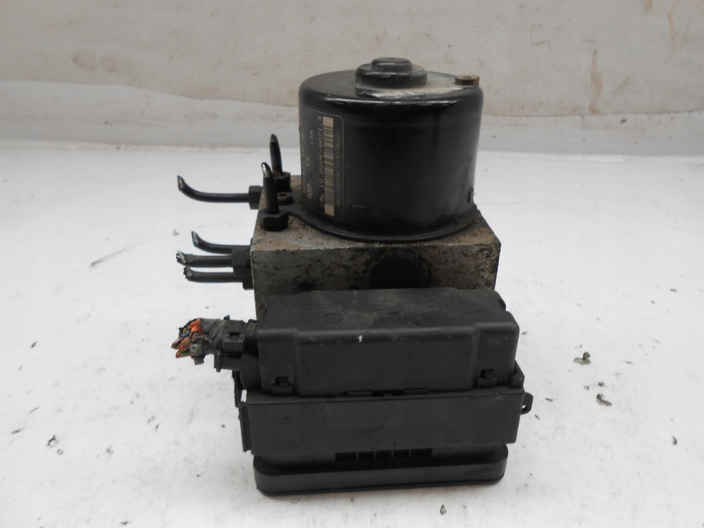 фото №5, Vw polo 9n насос блок управления abs 6q0907379l 6q0614117h