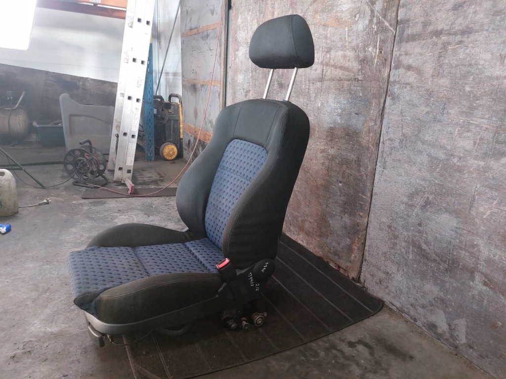 фото №8, Сидіння ковшові комплект лівий правий заднє сидіння задня seat toledo ii